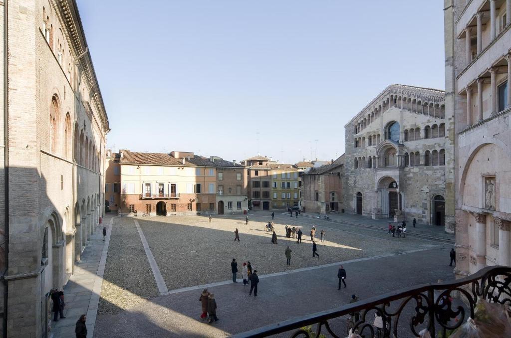 Palazzo Dalla Rosa Prati Parma Luaran gambar